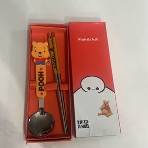 Winnie the pooh spoon and chopsticks set